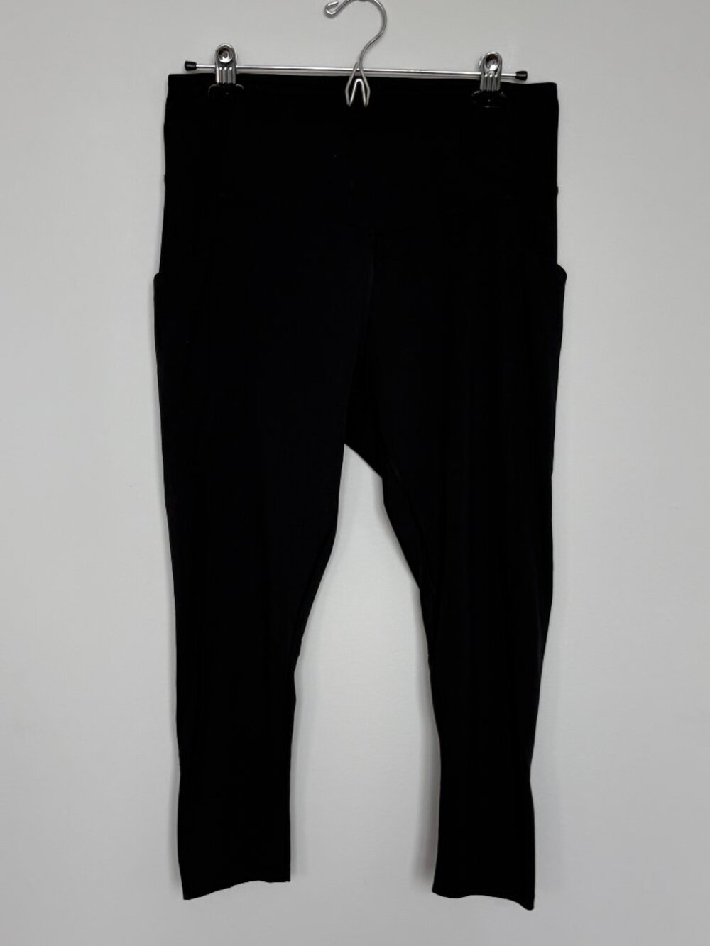 Danskin Black Leggings L